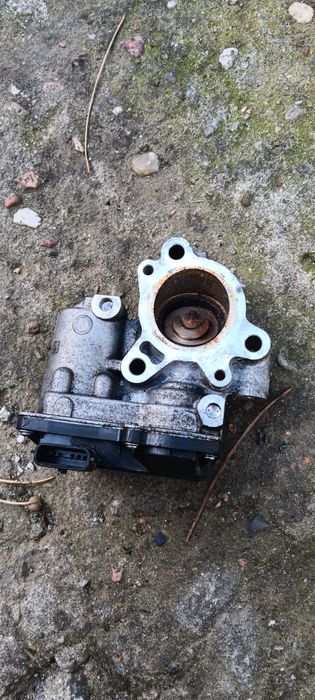 [12]Zawór EGR Przepustnica Renault Dacia  Nissan 1.5, 1.7, 2.0 dCi Denso