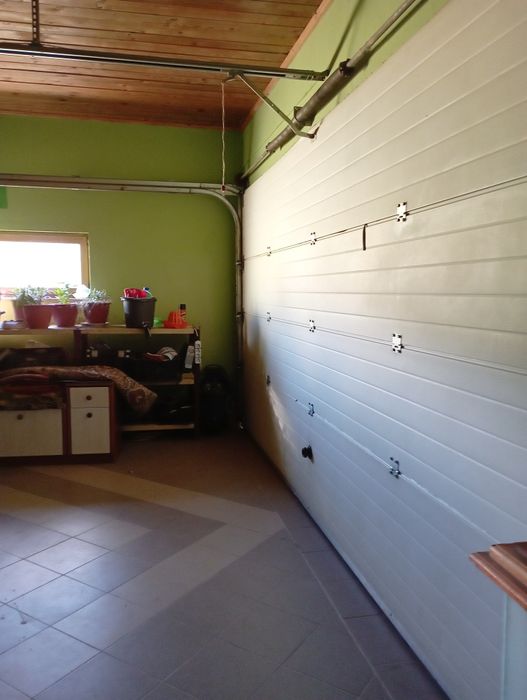 Дім 200 м2 ділянка 12 сотин Берегово Виноградна