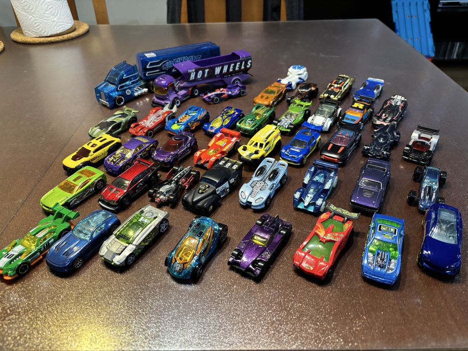 Hot wheels tor z samochodami