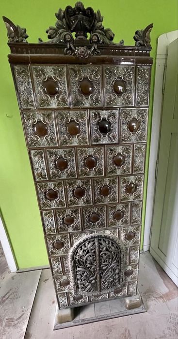 Zdobiony piec kaflowy