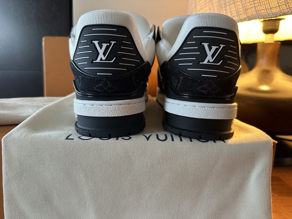 Louis Vuitton Trainer Pretos Novos