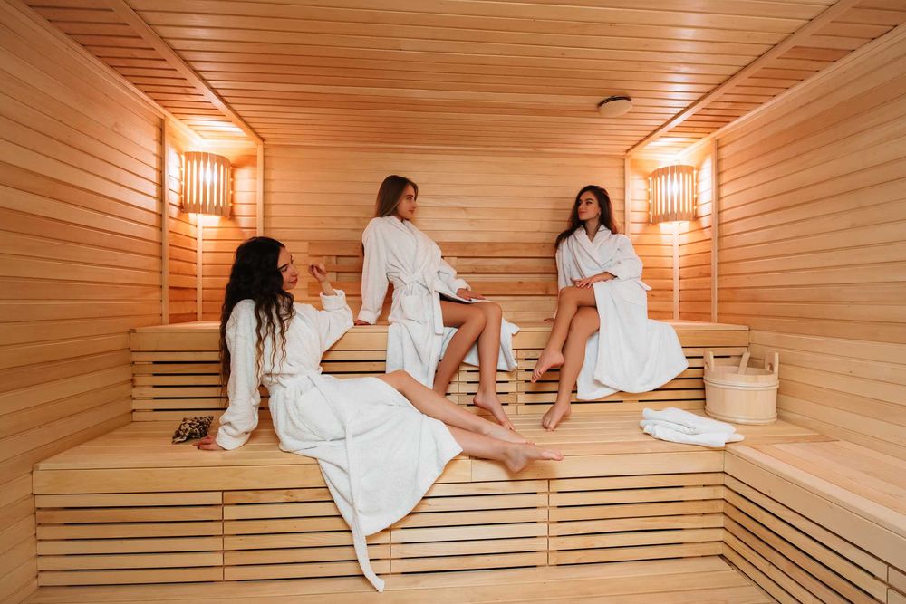 Будинок подобово для святкувань на 10 осіб  з сауною, 5км до Львова