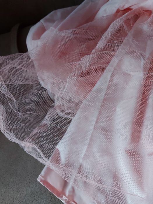 Продам юбку из фатина б/у
