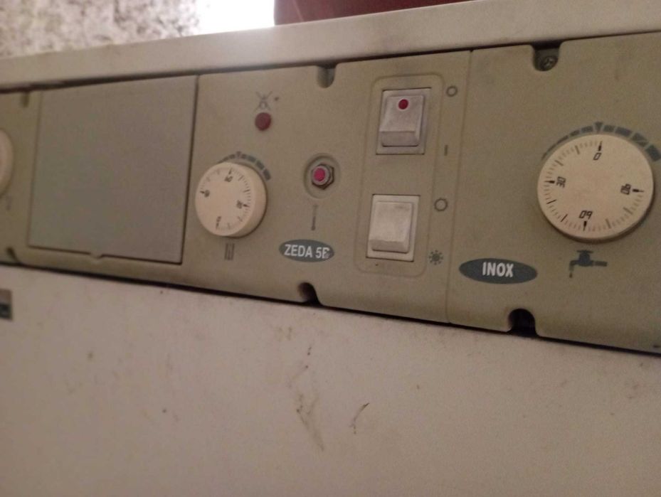 Caldeira a gasóleo com depósito em inox