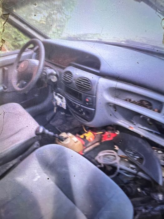 Автомобіль ваз 1.6