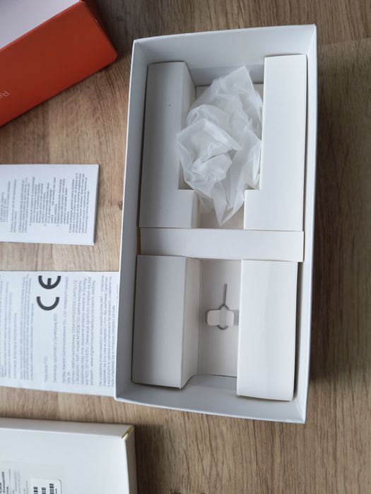 Oryginalne opakowanie po telefonie Xiaomi Redmi note 5