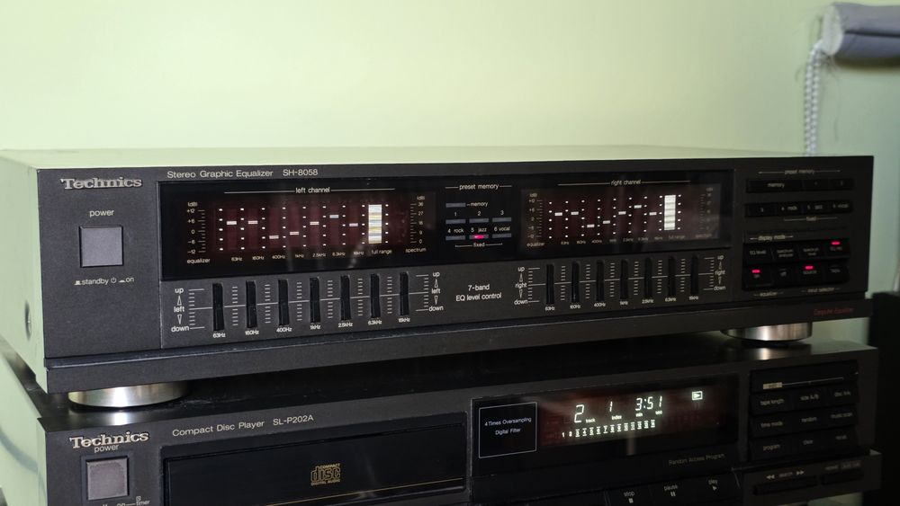 Korektor Technics  SH-8058 mała wada opis