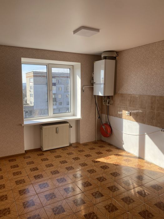 Продам квартиру в Сатанові