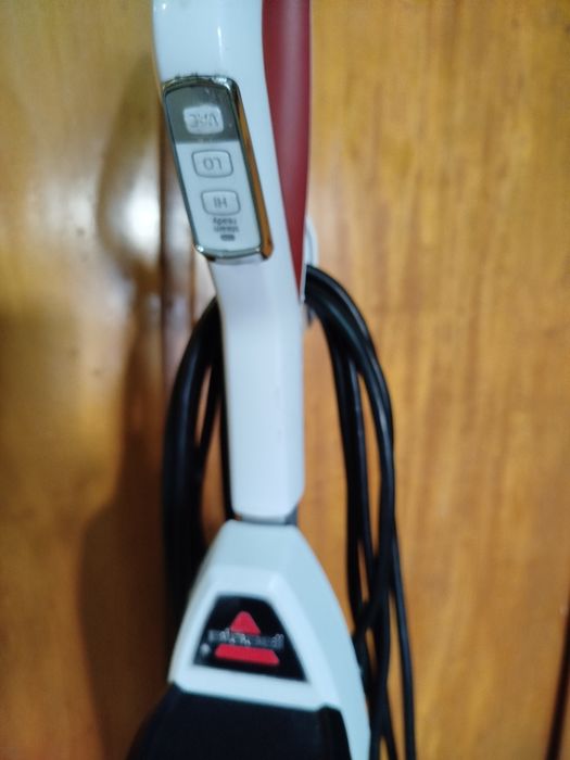 Aspirador com opção de vapor