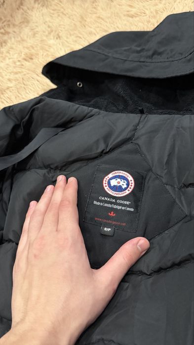 Чёрная длинная куртка пальто пуховик парка canada goose канада гус s