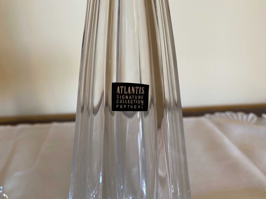Garrafas de cristal Atlantis Signature Collection, por Gerald Gulotta