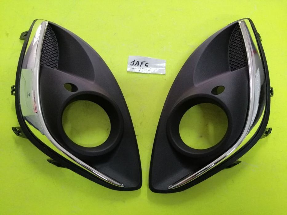 Grelhas do parachoques Opel Corsa D NOVAS