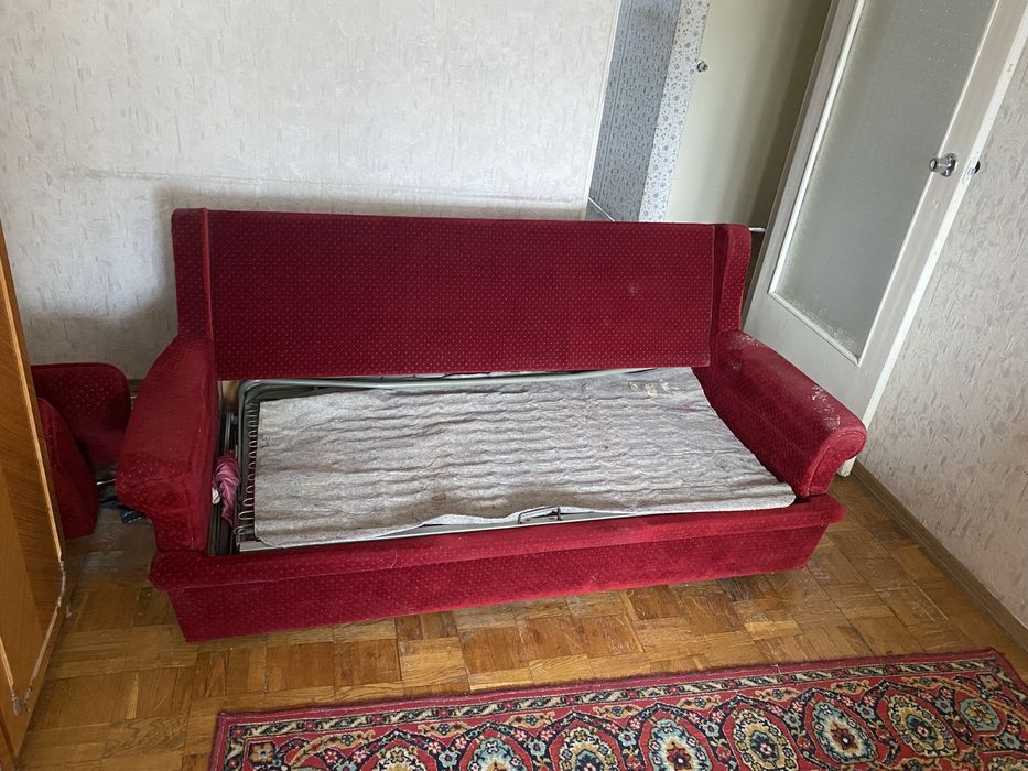 Диван розкладний Безкоштовно