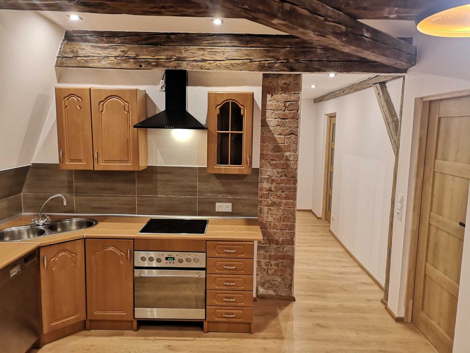 Wynajem mieszkania 1900 zł.