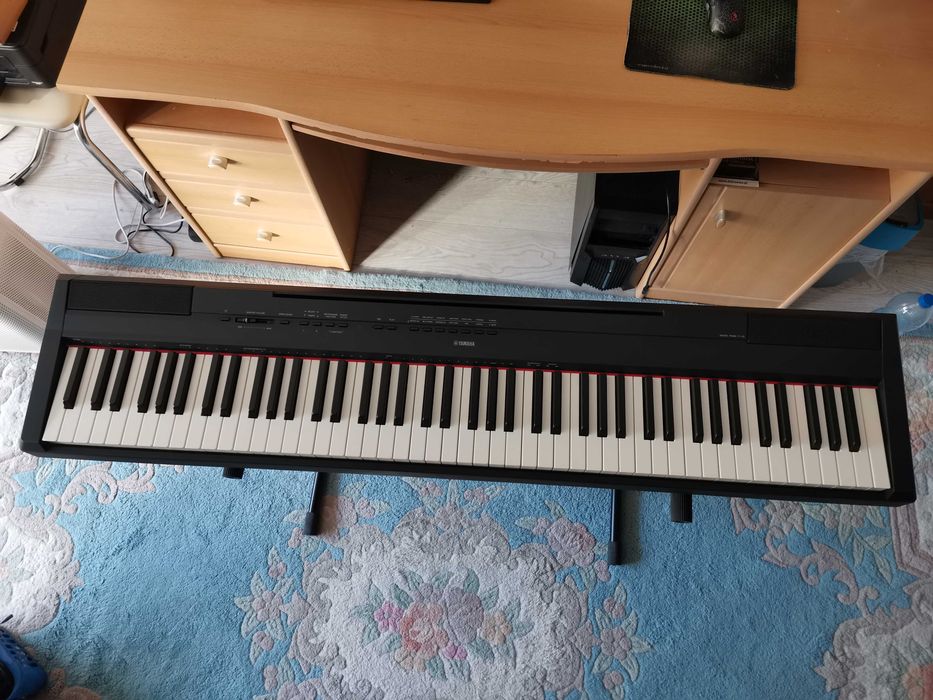 Pianino cyfrowe Yamaha P-115 z kompletem akcesoriów