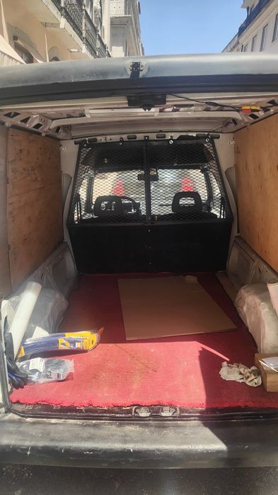 Mudanças pequenas Lisboa/arredores•Recolhas Ikea/ Olx/ Leroy •Serviços urgentes •Serviços Airbnb