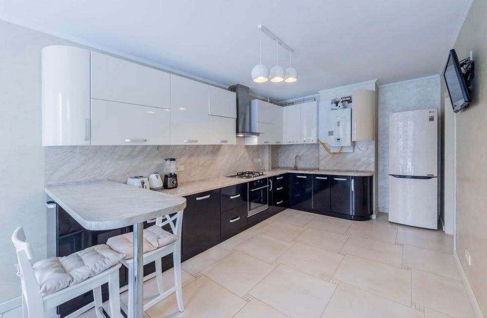 Продаж 3к квартири ЖК Рівʼєра ,М Славутич