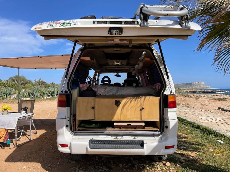 Mitsubishi Space Gear Delica L400 V6 Long Unikat wyprawowy 4x4 kamper VAN