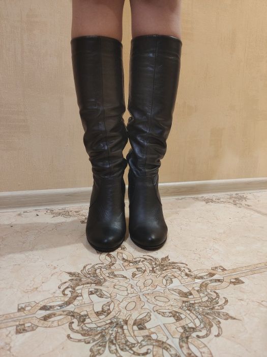 Продам сапоги женские