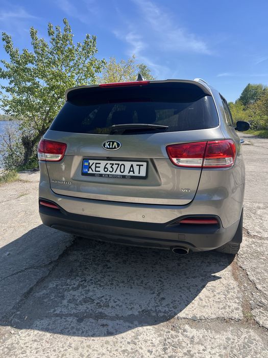 Продам Kia Sorento 2015
