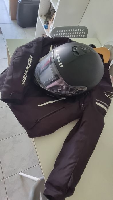 Vendo capacete e casaco de motard