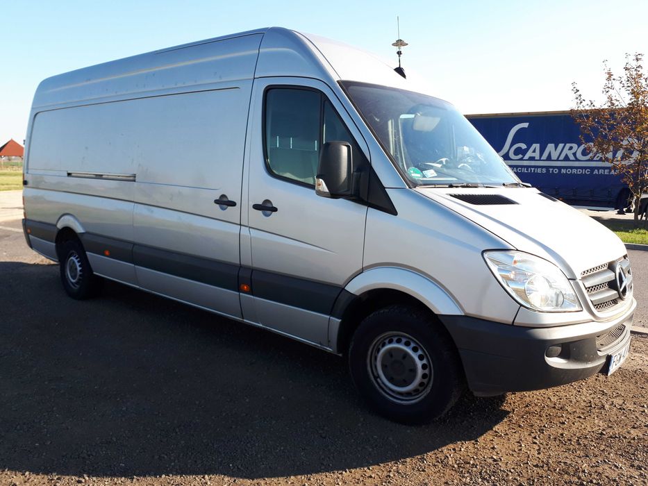 Przeprowadzki, Transport,  Bus + tragarze, Van + laweta