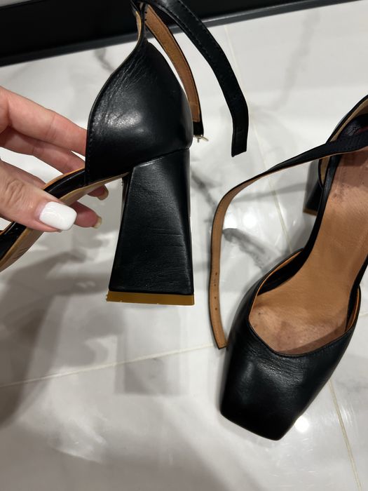 Шкіряні туфлі розмір 37