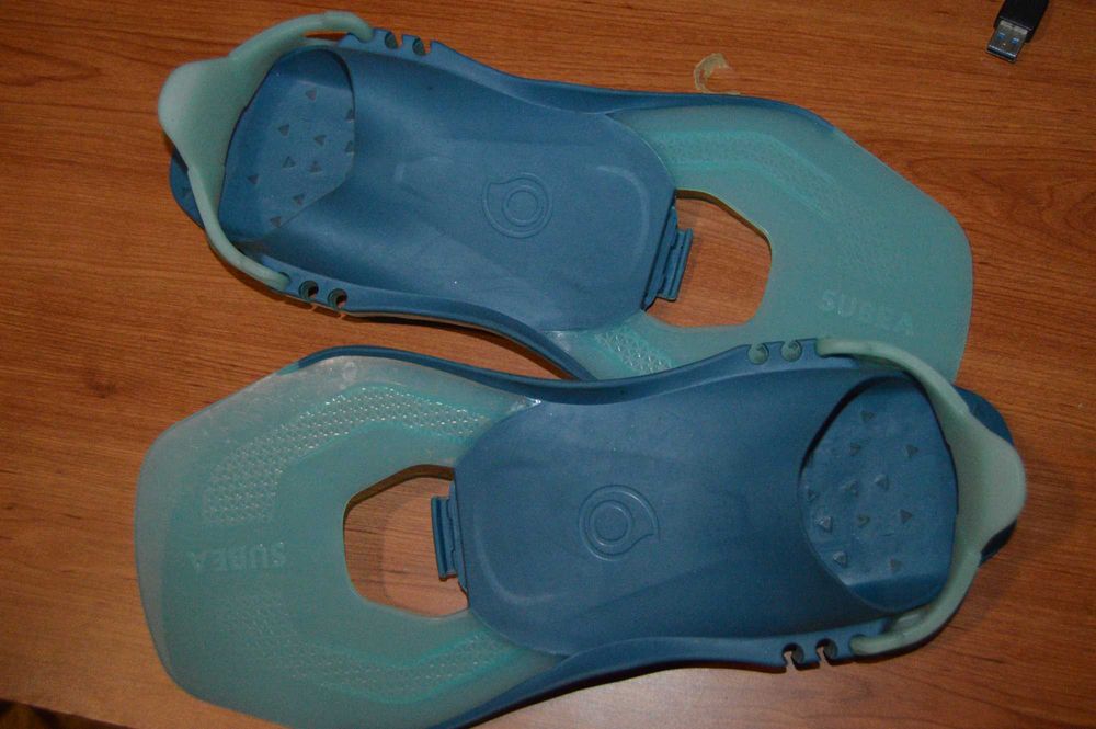 Barbatanas de criança tamanho 32-35 ajustáveis