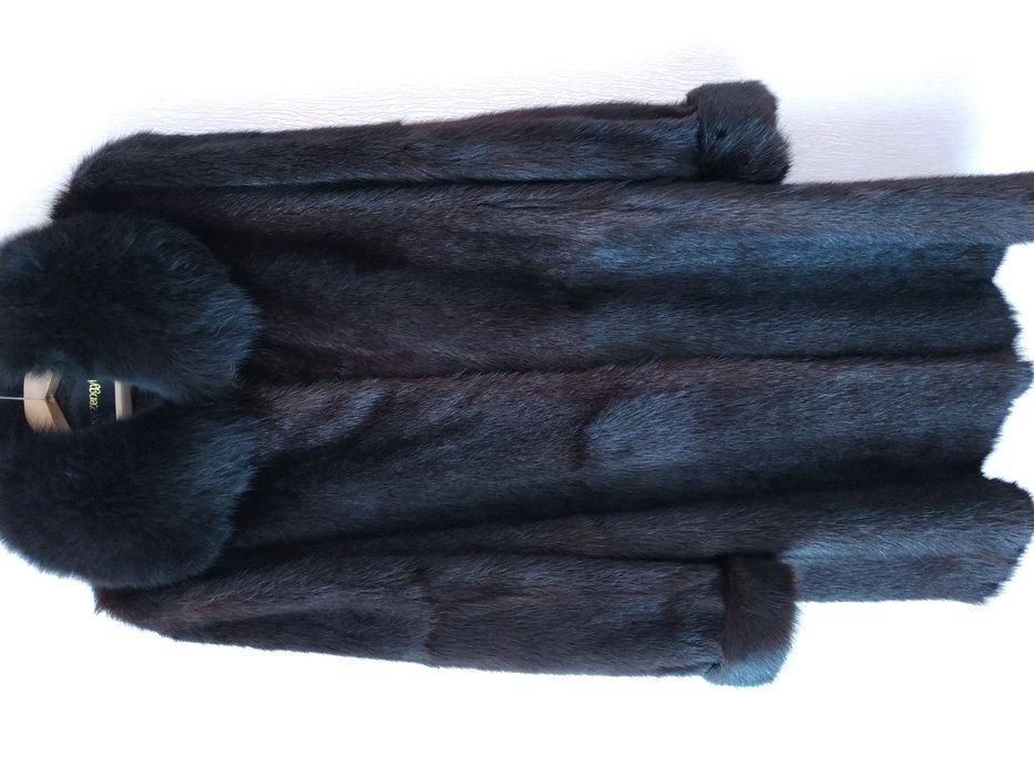 Шуба из норки /сурка р.50 в идеальном состоянии