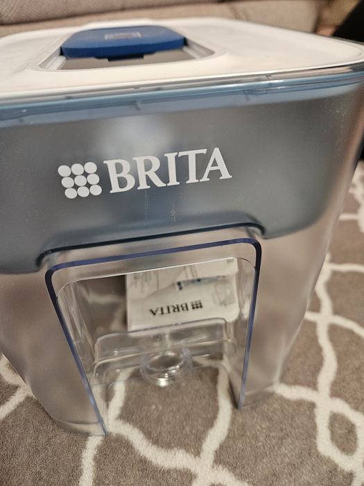 DZBANEK FILTRUJĄCY BRITA FLOW 8,2L + 1x Wkład filtrujący BRITA Maxtra