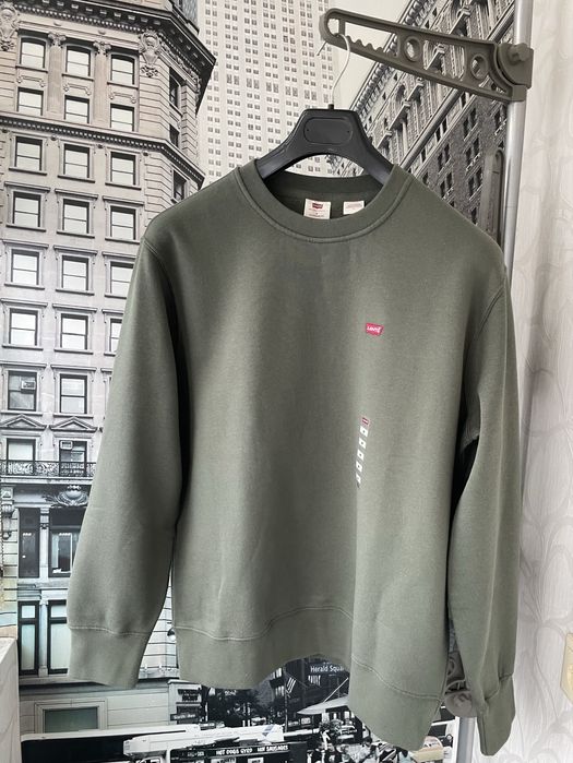 Світшот Levi’s на флісі. оригінал .  Розмір М