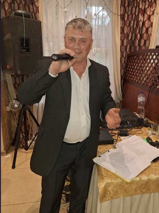 Музичний супровід Вашого свята.  Ненав'язливий конферанс.