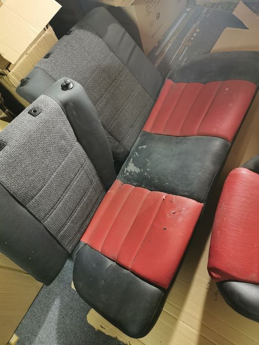 Fotele Civic Ed7
