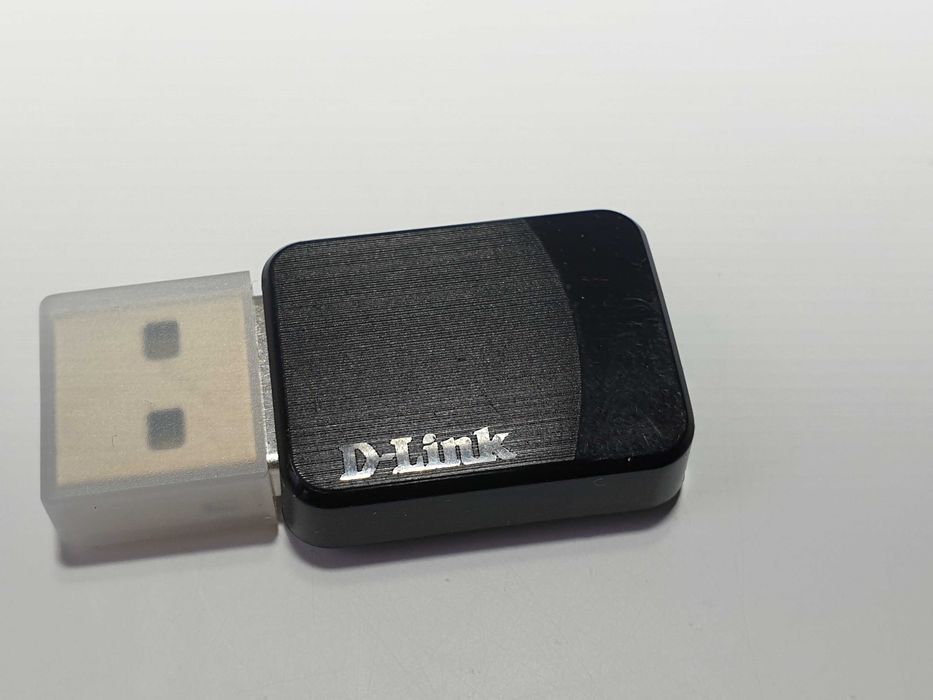 Wi-Fi USB D-Link DWA-171 AC600 MU-MIMO  2.4 ГГц/5 ГГц