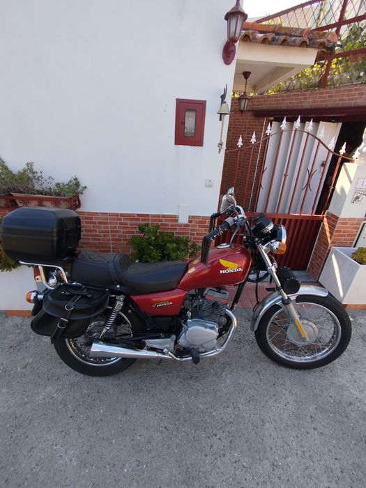 Honda custom cm 125