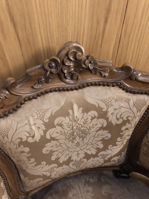 Cadeirão estilo Luís XIV