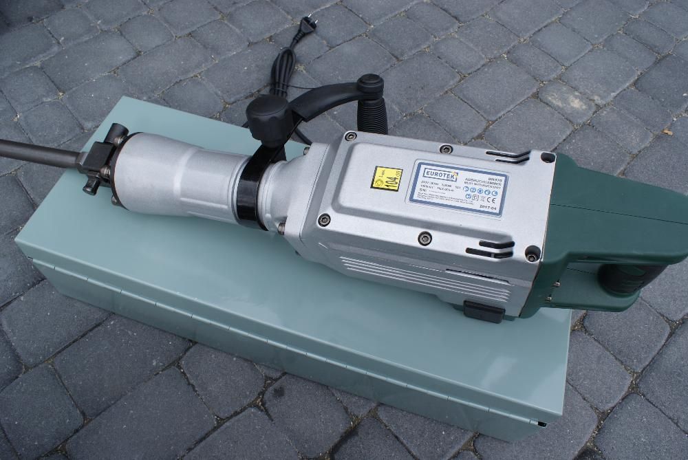 Młot wyburzeniowy SDS HEX 52J 3350W Eurotek PROMOCJA !