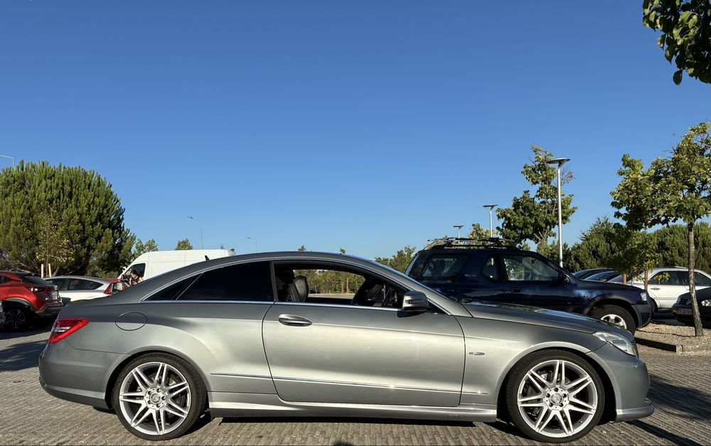 Mercedes-benz E220 Coupe AMG