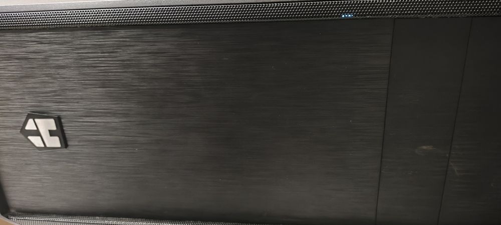 PC gamer  i7 3770k  32gb  ddr3 1 tb SSD  GTX 1060