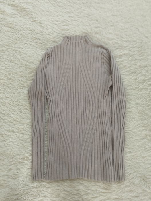 Бежевий лонгслів