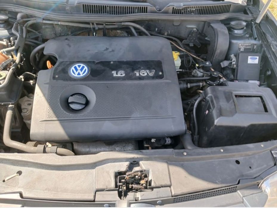 VW bora 1.6  a gpl