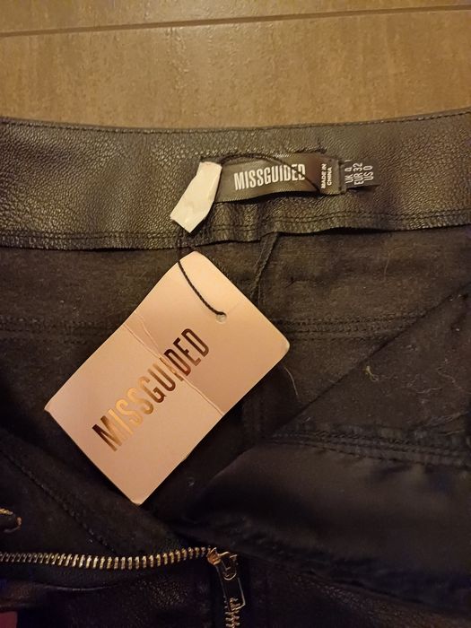 Nowa czarna skórzane spódnica rozmiar 32 Missguided