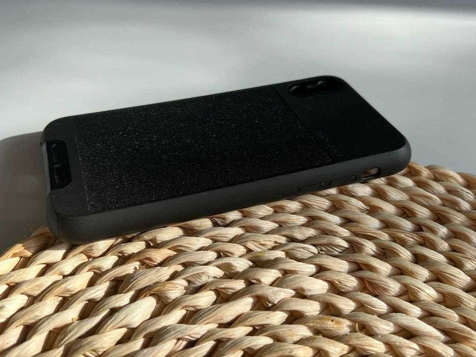 Чехол Moment на iPhone XS (черный)