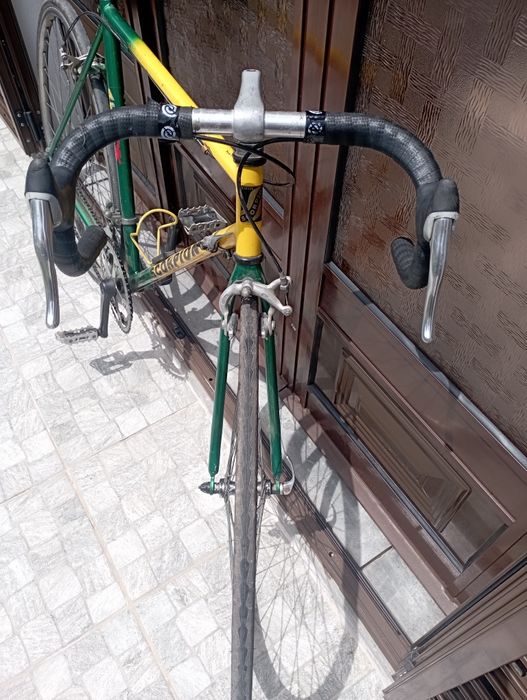 Bicicleta de estrada em ótimo estado roda 700X23