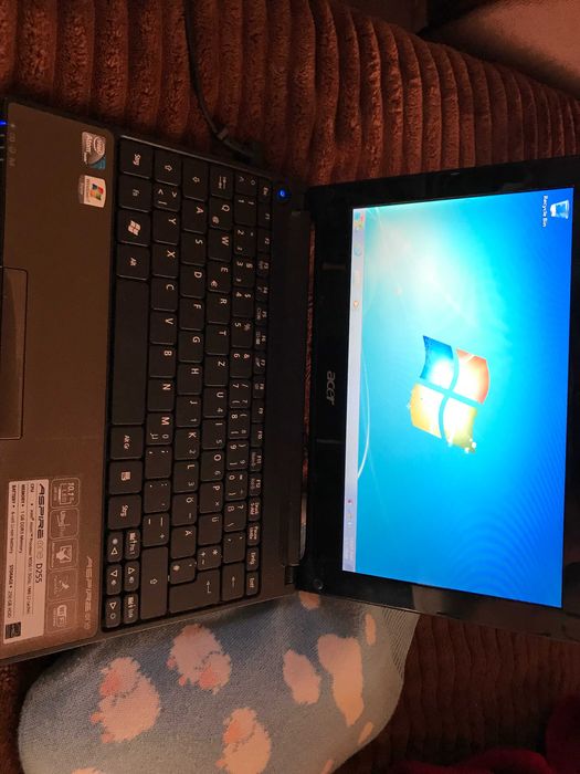 Нетбук Acer One D255