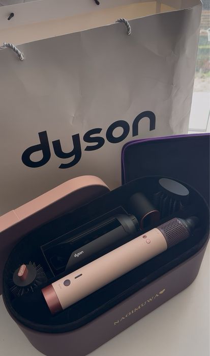 Dyson novo ………….