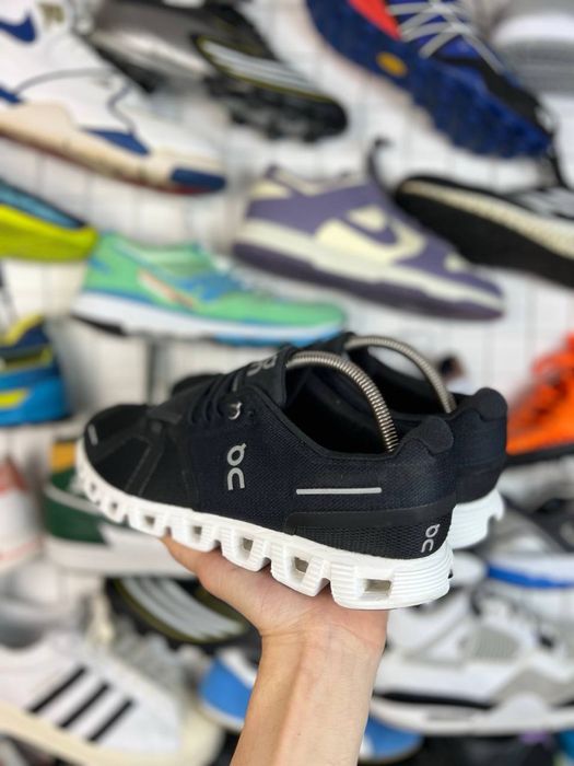 Кроссовки On Cloud 5 Оригинал р(42.5)