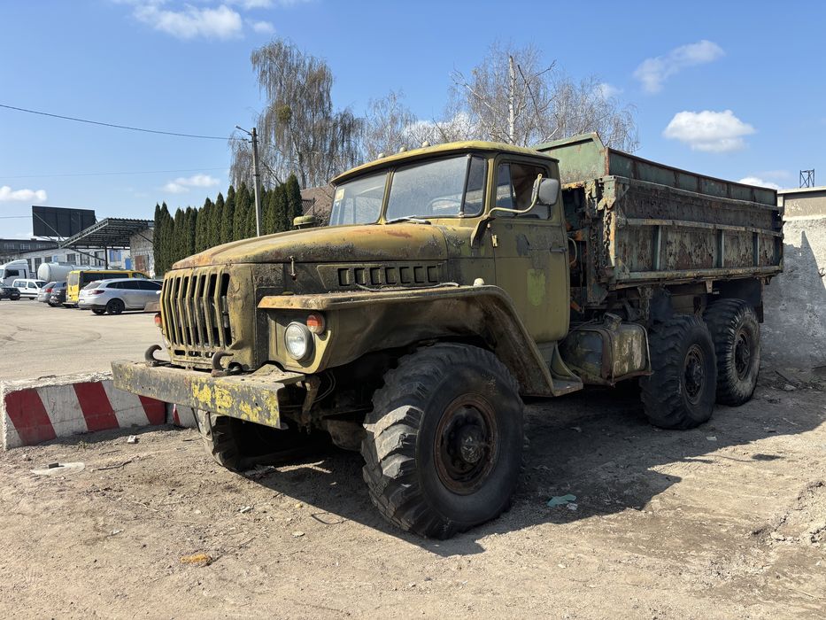 Продам Урал 5557 дизель