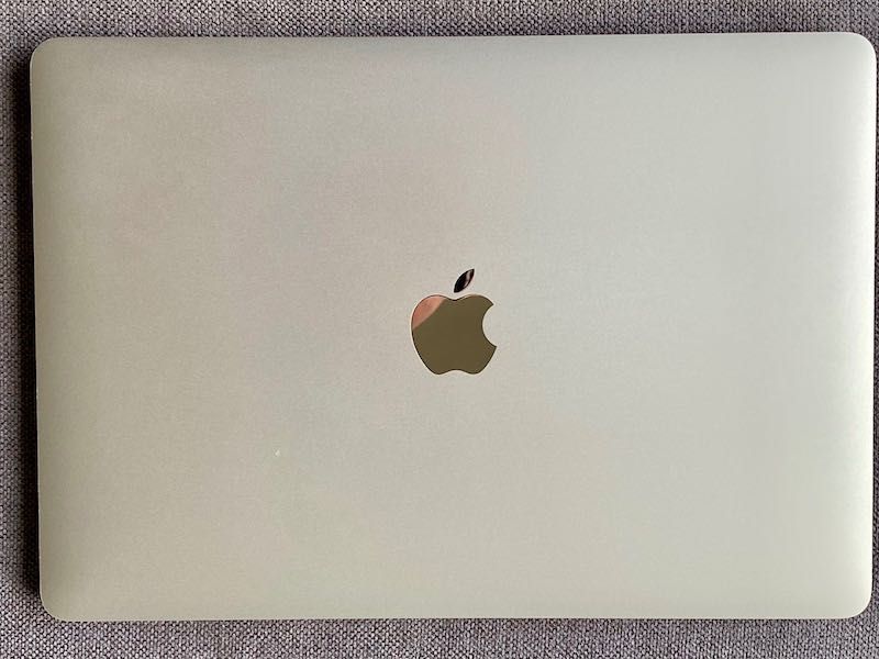 MacBook Pro 13" Retina A1989 | i5 | 8 GB RAM | 256 GB SSD | Sequoia