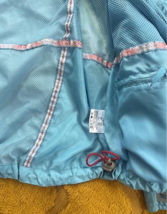 Куртка жіноча на замку